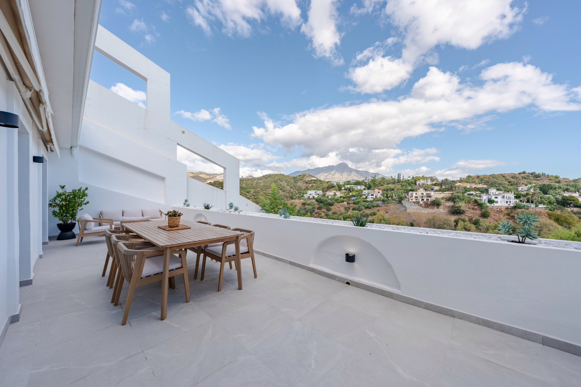 76fca6b1-f9bc-489d-93a0-fa8bc0c9b057